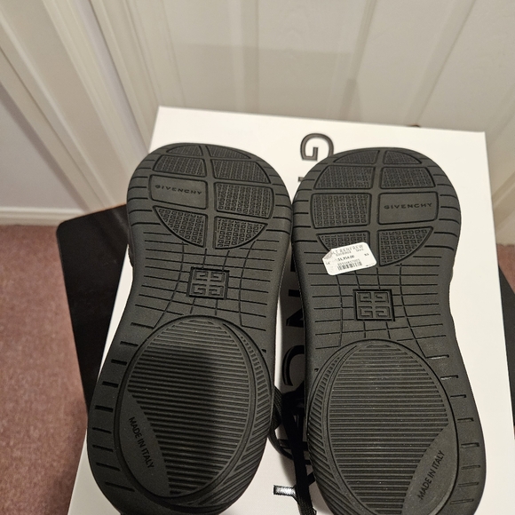 GIVENCHY Skate Nubuck Sneakers - Picture 8 of 8